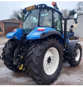 Achetez un tracteur agricole New Holland multifonctionnel d'occasion en bon état avec peu d'heures de fonctionnement, en vente à prix réduit, tracteur agricole New Holland d'occasion très demandé. - Product Image 6