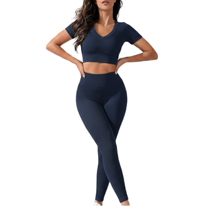 Conjunto deportivo de yoga para mujer, dos piezas, cintura alta, leggings y top sin costuras para entrenamiento. - Product Image 2