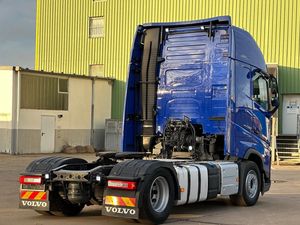 VOLVO (FH 500 RETARDER XXL I PARK COOL) USADO 2022, 375Kw (510Hp), TRANSMISIÓN AUTOMÁTICA - Product Image 3