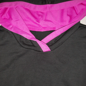 Sudadera con capucha negra de primera calidad para mujer con bolsillos rosas, ropa informal con capucha de corte largo de lana de algodón transpirable - Product Image 3