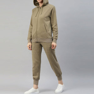 Tenue de course à capuche haute performance en tissu extensible pour la gym, l'entraînement, le jogging et les activités sportives, avec un design intelligent - Product Image 2