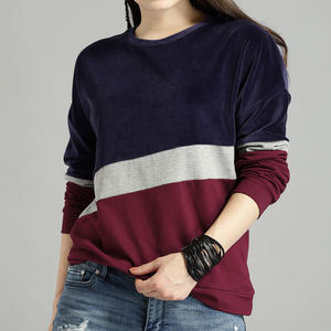 Sweat-shirt d'hiver personnalisé pour femme, col rond, avec logo frontal, couleur unie, en tissu polyester/coton, pour usage décontracté, vente en gros - Product Image 3