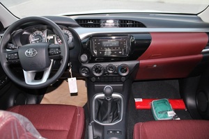 Para Hilux 2024 Sedan usado eléctrico Turbo automático asientos de cuero dirección izquierda - Product Image 6