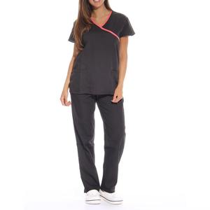 Ensemble de vêtements médicaux personnalisés pour femmes Uniformes de soins infirmiers écologiques pour des performances optimales introduits pour les hôpitaux - Product Image 1