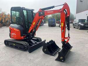 Mini-excavatrice sur chenilles Kubota d'occasion avec moteur et boîte de vitesses (composants essentiels) - Product Image 3