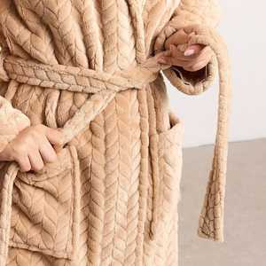 Bata de lana de franela de felpa de lujo para mujer, cuello con capucha, albornoz de invierno a granel, conjunto de regalo - Product Image 6