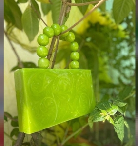 Sac à main de designer en résine pour femme avec perles de décoration acrylique Sac à main pour soirée de mariage et cadeau d'anniversaire Faizacraft - Product Image 4