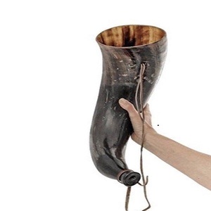 แตรที่มีการแกะสลักเหมาะสำหรับใช้เป็นเขาดื่มและแตรเป่าเหมาะสำหรับขาย - Product Image 1