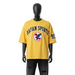 Camiseta de algodón grueso para hombre, estilo boxy, con estampado gráfico, logotipo personalizado, corte relajado, 100% algodón, ajuste holgado, estampada. - Product Image 1