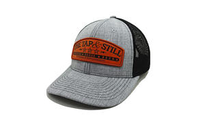 Casquette Trucker en Maille Confortable à 6 Panneaux avec Logo en Cuir Personnalisé, Style Urbain Décontracté pour l'Extérieur, Fabriquée en Usine au Vietnam - Product Image 2