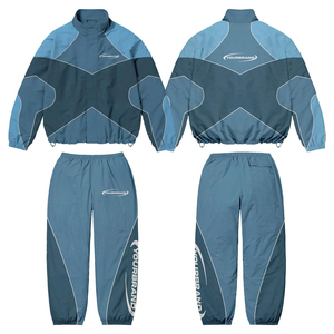 ชุดวอร์มลำลองมีฮู้ดสำหรับผู้ชาย ผ้าโพลีเอสเตอร์/คอตตอน คุณภาพสูง สกรีนโลโก้ตามสั่ง เหมาะสำหรับฤดูหนาว มีซิปและกระเป๋าแบบคาร์โก้ กันลม - Product Image 1