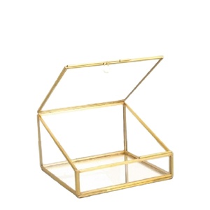 Boîte de rangement pour accessoires de bijoux Boîte à bijoux décorative en forme d'hexagone pour habillage Boîte à bijoux décorative avec cadre en verre et laiton - Product Image 4