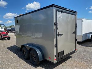 Remolques tipo vagón cerrados 2023 de 6x12 pies, de aluminio/aleación, 2272 kg, con altura extra y paquete Blackout - Product Image 4