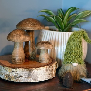 รูปปั้นเห็ดไม้มะม่วงแกะสลักด้วยมือ | รูปปั้นตกแต่งที่ได้แรงบันดาลใจจากธรรมชาติแบบชนบทสำหรับตกแต่งบนโต๊ะและของตกแต่งบ้าน - Product Image 5