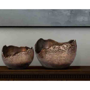 Bol de service décoratif gris foncé de style classique en aluminium fini à la main avec technique polie Bols de forme organique à bas prix - Product Image 2