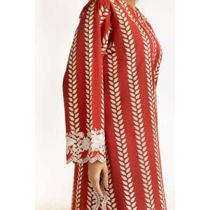 Conjunto de 2 Piezas para Mujer, Estilo Bohemio, Color Rojo Metálico, Estampado Cambric, Shorts por Encima de la Rodilla, Disponible en Tallas XS a 2XL, para Primavera/Verano - Product Image 2