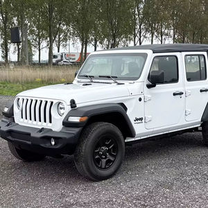 Jeep Wrangler Unlimited 4x4, Vehículo Multiusos (MPV), Volante a la Derecha, Asientos de Cuero, Techo Solar, Cámara Trasera - Product Image 1