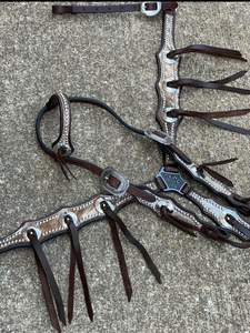 Juego de tachuelas de cuero rústico occidental con acabado antiguo, brida fuerte y collar de pecho para caballos de Rancho y senderos de la India - Product Image 5