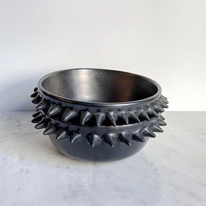 Vaisselle, bols de service, design artisanal, finition artisanale, plat et bol de service, design brut, décoration intérieure, matériau solide - Product Image 1