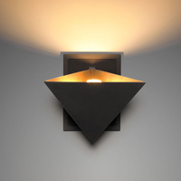 Lustre linéaire moderne en laiton de Vichy de la nouvelle conception Jonathan Browning pour le salon