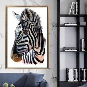 Toile élégante à imprimé zèbre abstrait - Art mural bohème moderne, TOILE ENCADRÉE DORÉE - Product Image 1