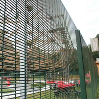 Maille soudée étanche facile à assembler 358 Mur anti-escalade Clôture anti-voleur avec porte Clearvu Clôture Prix au mètre