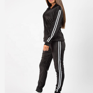 Meilleur survêtement d'hiver confortable à capuche et fermeture éclair de haute qualité pour femmes Service OEM Vente en gros Ensemble personnalisé en polaire respirante - Product Image 2