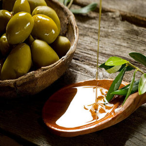 Fournisseur OEM/ODM |   Huile d'olive extra vierge italienne pure de qualité supérieure pour la cuisine et les soins de la peau |   Pressé à froid - En vente - Product Image 6
