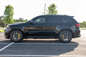Jeep Grand Cherokee 2018 Más Vendido, 4WD/AWD V8 Automático de 8 Velocidades - Product Image 2