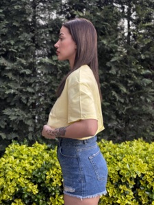 Camiseta corta de gran tamaño Algodón puro Estilo de moda Precio directo de fábrica al por mayor Impresión personalizable y camisetas de verano sólidas de color - Product Image 3