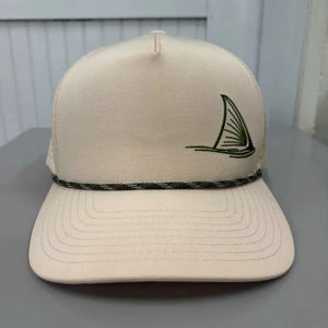 หมวกเบสบอล OEM เวียดนาม ตัดด้วยเลเซอร์ ระบายอากาศได้ดี 5 ชิ้นส่วน ปีกโค้ง พร้อมเชือก ปักโลโก้ตามสั่ง สำหรับกิจกรรมกลางแจ้ง - Product Image 1