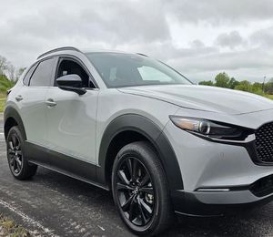 SUV CX-30 AWD S Select Sport 2025 Usado en Buen Estado - con Bajo Kilometraje - Product Image 4