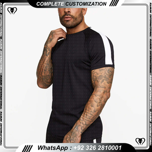 Camiseta estampada informal de verano y pantalones cortos de algodón con logotipo personalizado para hombre, chándal para hombre - Product Image 6