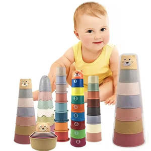 Jouets pour bébés : Tasses empilables pour trier et empiler - Product Image 1