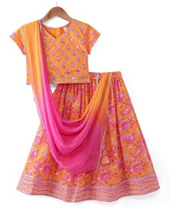 Lehenga Choli facile à transporter pour filles pour une utilisation festive disponible au prix de gros auprès de l'exportateur et du fabricant indiens - Product Image 1