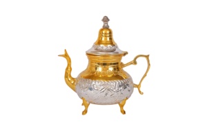Taluka présente une bouilloire à thé en laiton martelé royal et élégant avec un aspect et une finition de luxe pour faire du thé et du café - Product Image 2