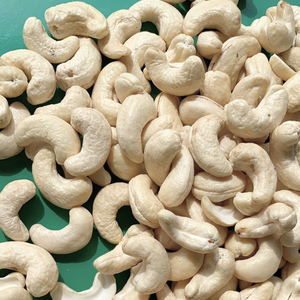 Hot Sales High Quality Cashew Nuts W320 Cashew Nuts W320 Cashew Nut WW180, WW240, WW320 WS OEM, ODM - Product Image 1
