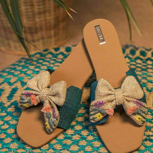 Custom Made Bulk Women <b>Slide</b> -Anti-Slippery Printed Design Eco-Friendly Materials Custom Color & Logo High Quality - Product Image 1