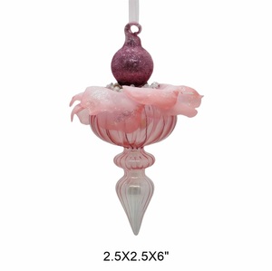 Adornos Navideños de Cristal Soplado a Mano en Tonos Pastel, Clásicos en Rosa y Verde Agua, Adornos para Árboles de Navidad - Product Image 4