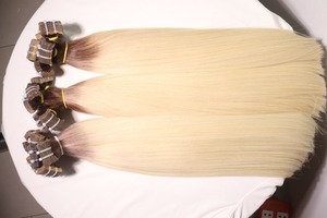 Tape in hair extensions straight Platinum Blonde avec Natural Root #60 / 613 Color Premium Quality Vietnam Manufacturer - Product Image 4