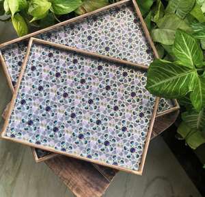 Ensemble de deux plateaux de service en MDF de luxe Design tendance pour usage domestique avec Meena Work Forme personnalisée Taille personnalisée Acceptée à bas prix - Product Image 2