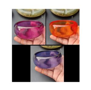 Pulseras de Resina Impermeables de Diseño Exclusivo, Colores Personalizados, Diseño Adorable para Mujeres a la Moda - Joyería Moderna para Regalos Empresariales - Product Image 4