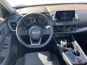 Usado 2023 Nissan Rogue SV - Product Image 5