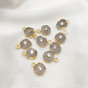 Abalorios de piedras preciosas galvanizadas de oro de piedra lunar arcoíris con cristales CZ colgante de borde Natural para joyería DIY - Product Image 3