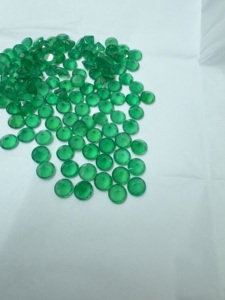 พลอยโมราตัดกลมสีเขียวธรรมชาติ - Product Image 4