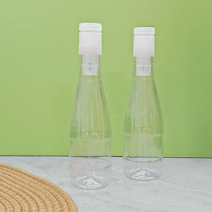 Confezione di succo di limone per animali domestici da 250ml 300ml con tappo di plastica per la separazione dell'acqua di miele da 30mm 36g - Product Image 3