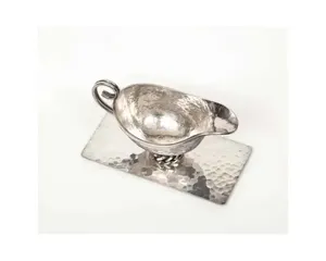 Venta caliente plata acabado decorativo metal salsa botes disponibles en forma personalizada y tamaño restaurante Hotel servicio - Product Image 2