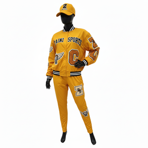 Conjunto de Chaqueta Cortavientos para Mujer, Tela de Satén de Poliéster Suave, Panel Amarillo Dorado, Diseño Libre, Logotipo Bordado, Conjunto de Chaqueta Cortavientos de Talla Grande - Product Image 4