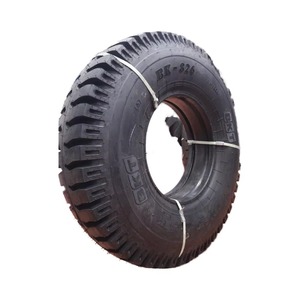 Neumáticos disponibles para la venta a un precio asequible, remolques de tractor y camiones ligeros de tamaño 9,00-16 de calidad genuina de fabricación india - Product Image 1