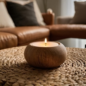 เทียนหอมคุณภาพสูงในโถแก้วดีไซน์ใหม่พร้อมฝาปิด  ฐานวางเทียนไม้  เหมาะสำหรับตกแต่งงานแต่งงานและงานอีเว้นท์ - Product Image 1